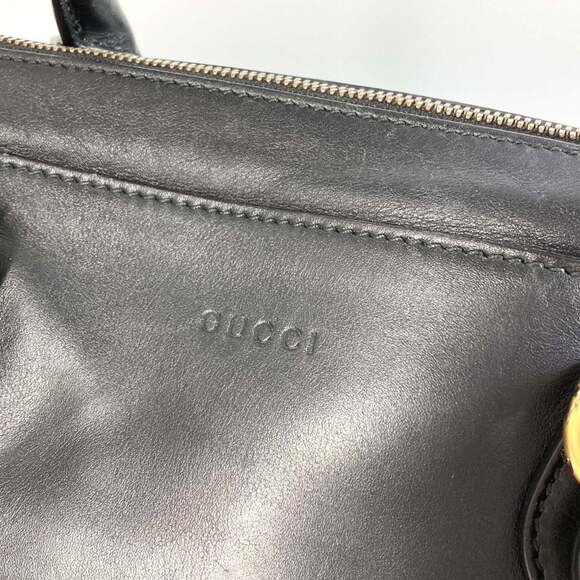 GUCCI Black Leather Shoulder Bag - Picture 9 of 16